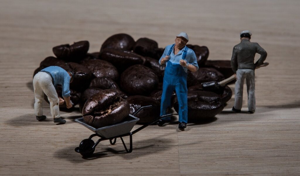 worker, coffee, coffee beans, café, wheelbarrow, miniatures, worker, coffee, coffee, coffee, coffee, coffee, coffee beans, coffee beans, wheelbarrow, wheelbarrow, miniatures
